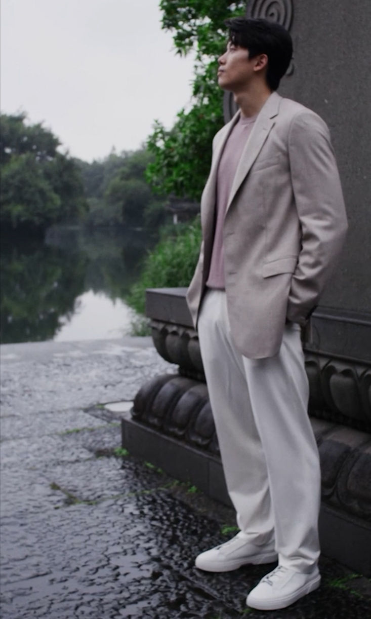261002_HBME_120_WI26_BOSS_Social_Brand_Campaign_Tailoring_Wang_Shun_733x1222