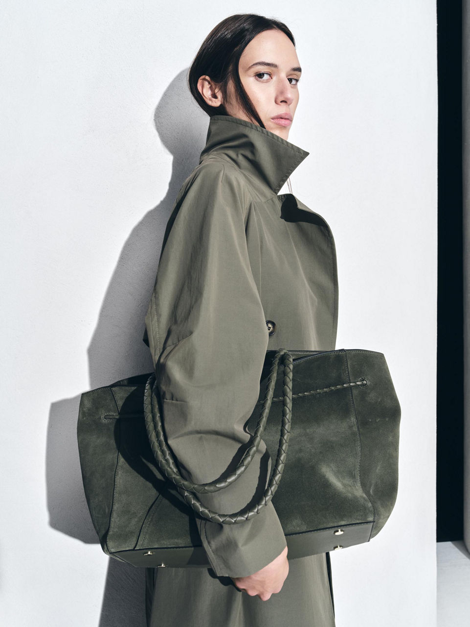 BOSS_FA26_WW_AU_LOOK1, 