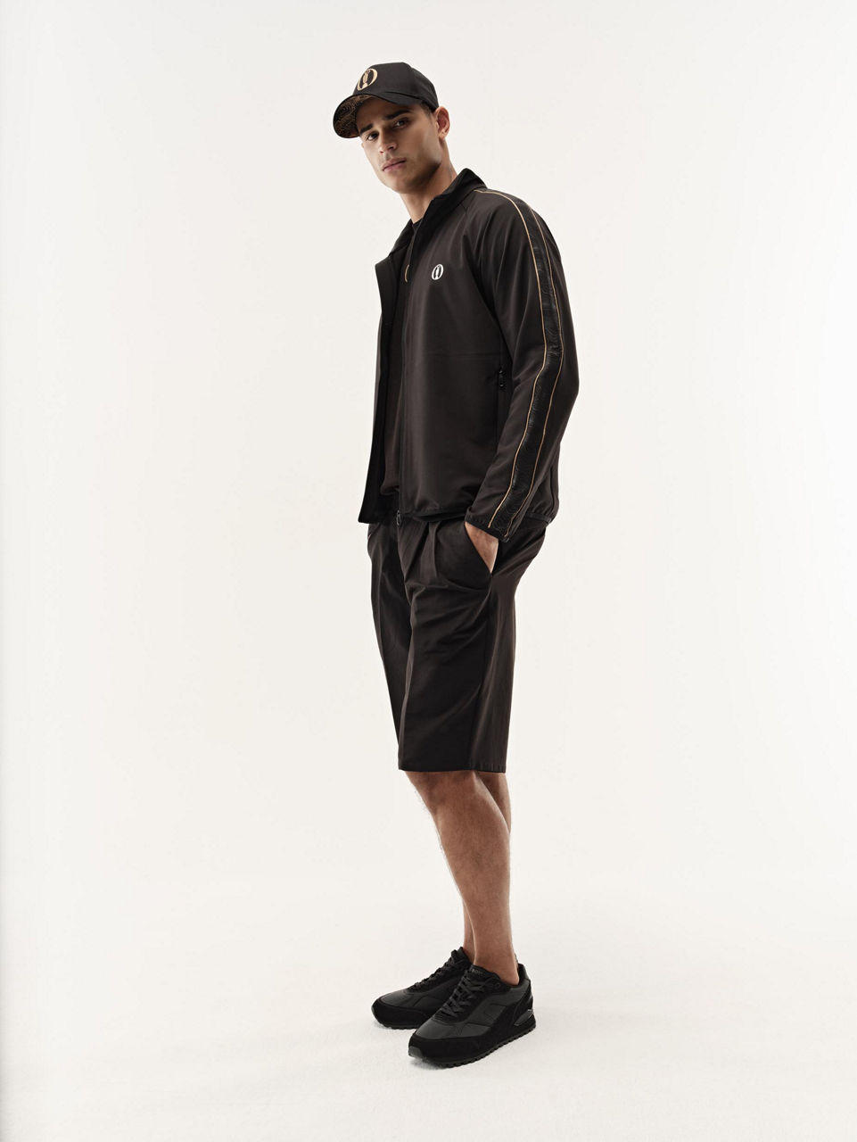 BOSS_FA26_Gymwear_Look_2, 