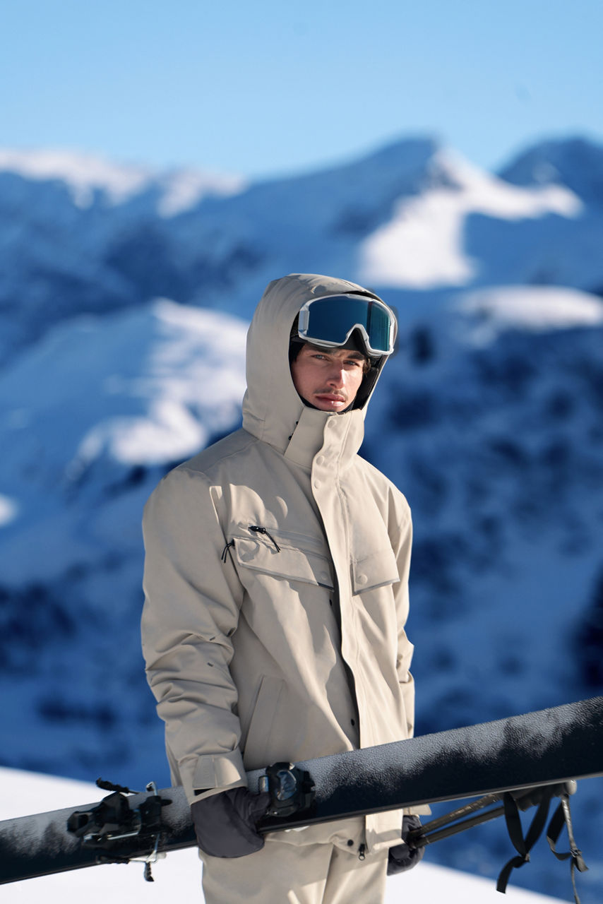 A picture of a skier during the Hahnenkamm race sponsored by BOSS