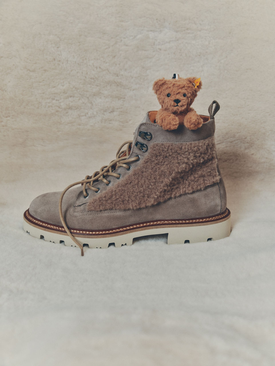 golden glitter background