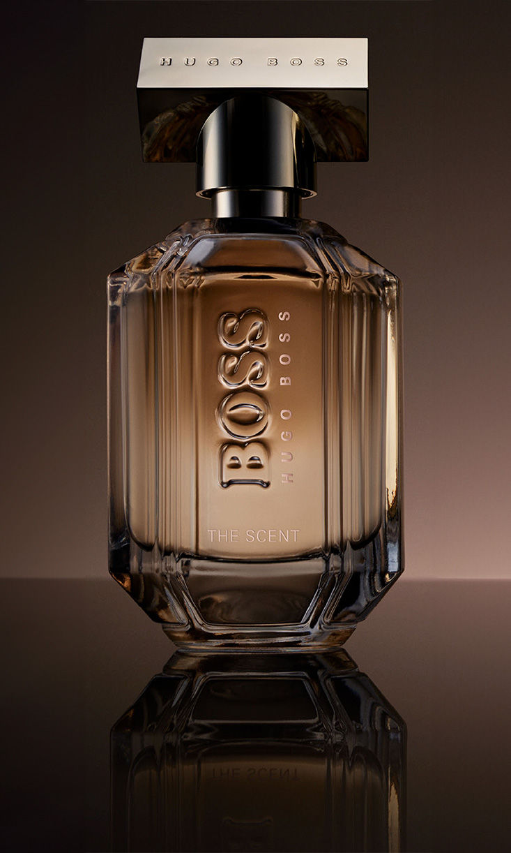A picture of BOSS The Scent Signature for her to wear during the day