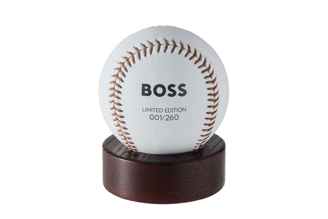 BOSS Selected by Shohei Ohtaniコレクションのアイテムをお買い上げのお客様限定ギフト