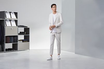 costume hugo boss blanc