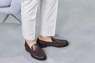 hugo boss loafers brown