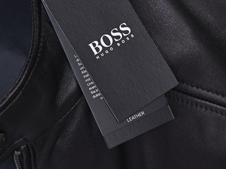 Hugo boss label hot sale