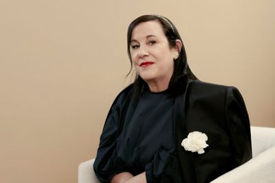 Arianne Philiips para Behind the BOSS