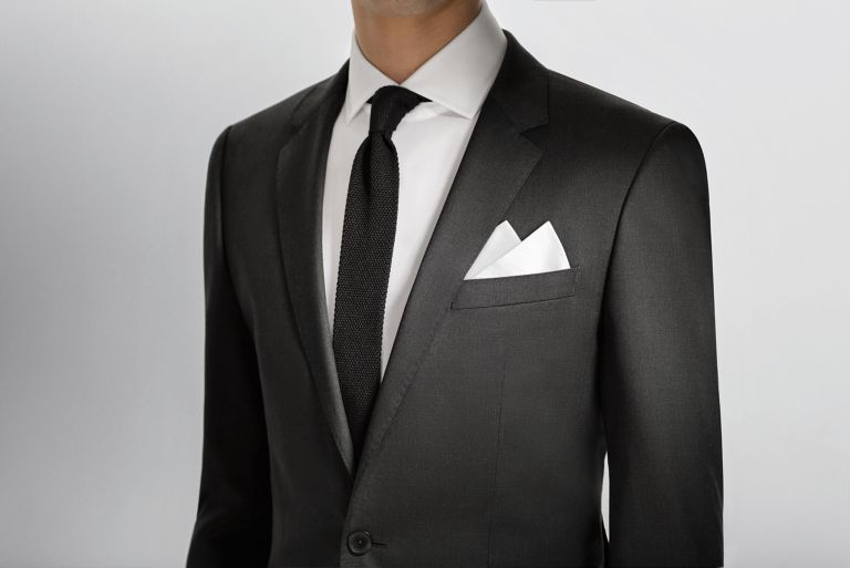 Cómo un pañuelo bolsillo | Guía BOSS Moda masculina