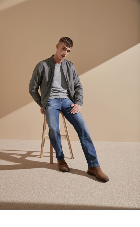 Models wearing new SR21 Boss collection 